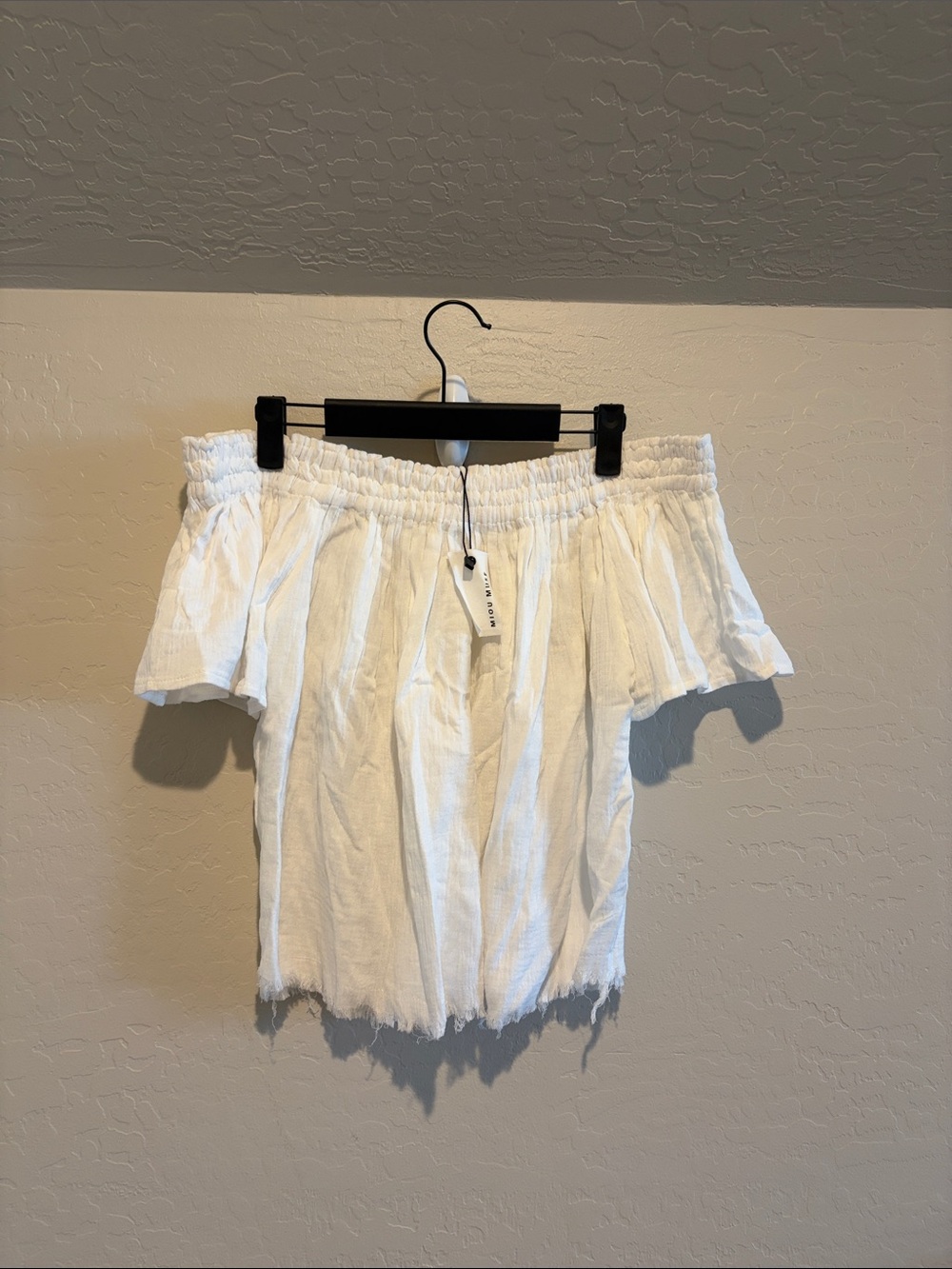 NWT Off-the-Shoulder White Women’s Top